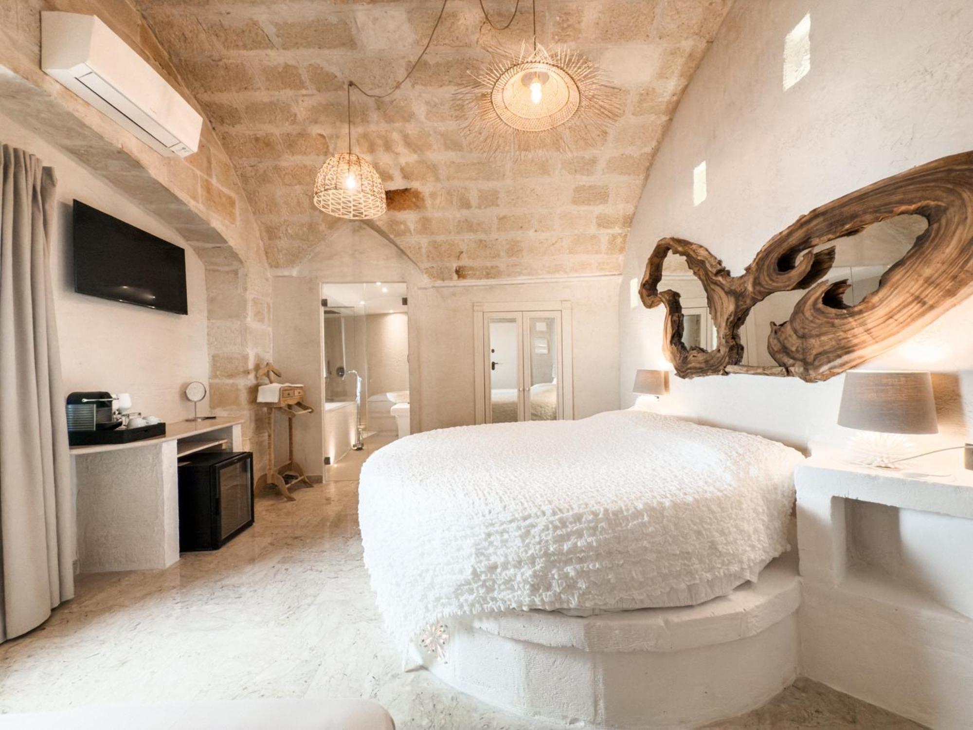 Bellavista Suites Монополи Экстерьер фото